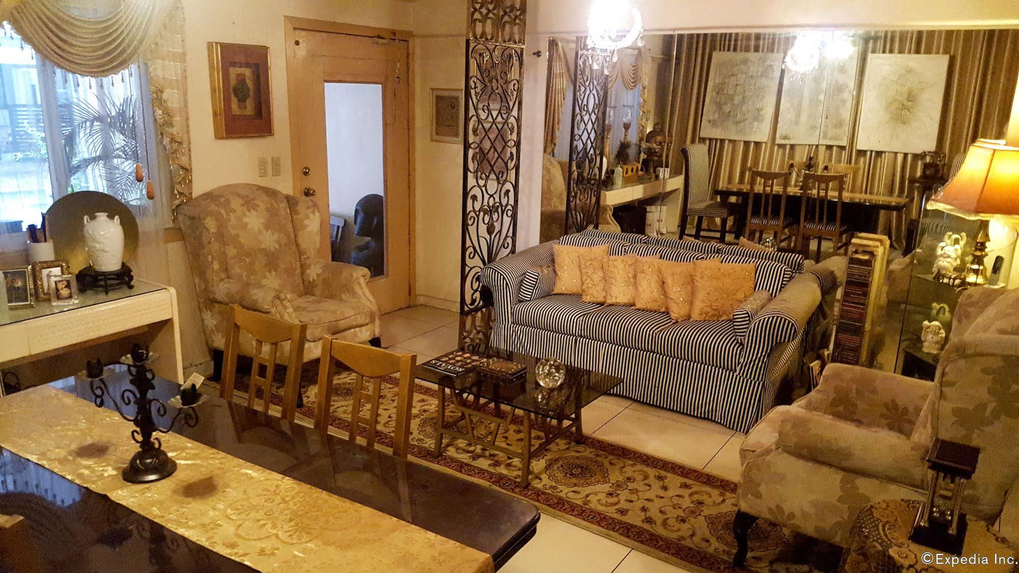 タギッグ Casa Amapola Manila Bed & Breakfast エクステリア 写真