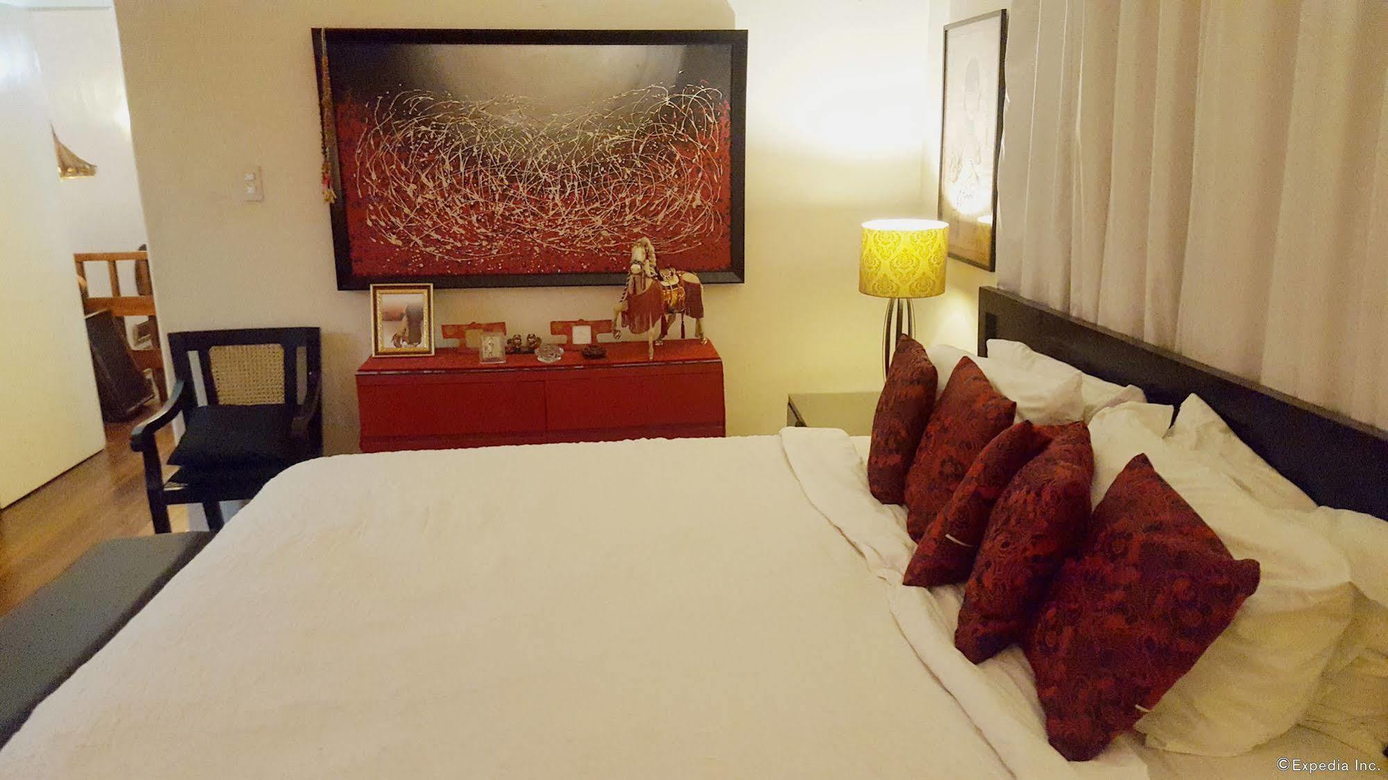 タギッグ Casa Amapola Manila Bed & Breakfast エクステリア 写真