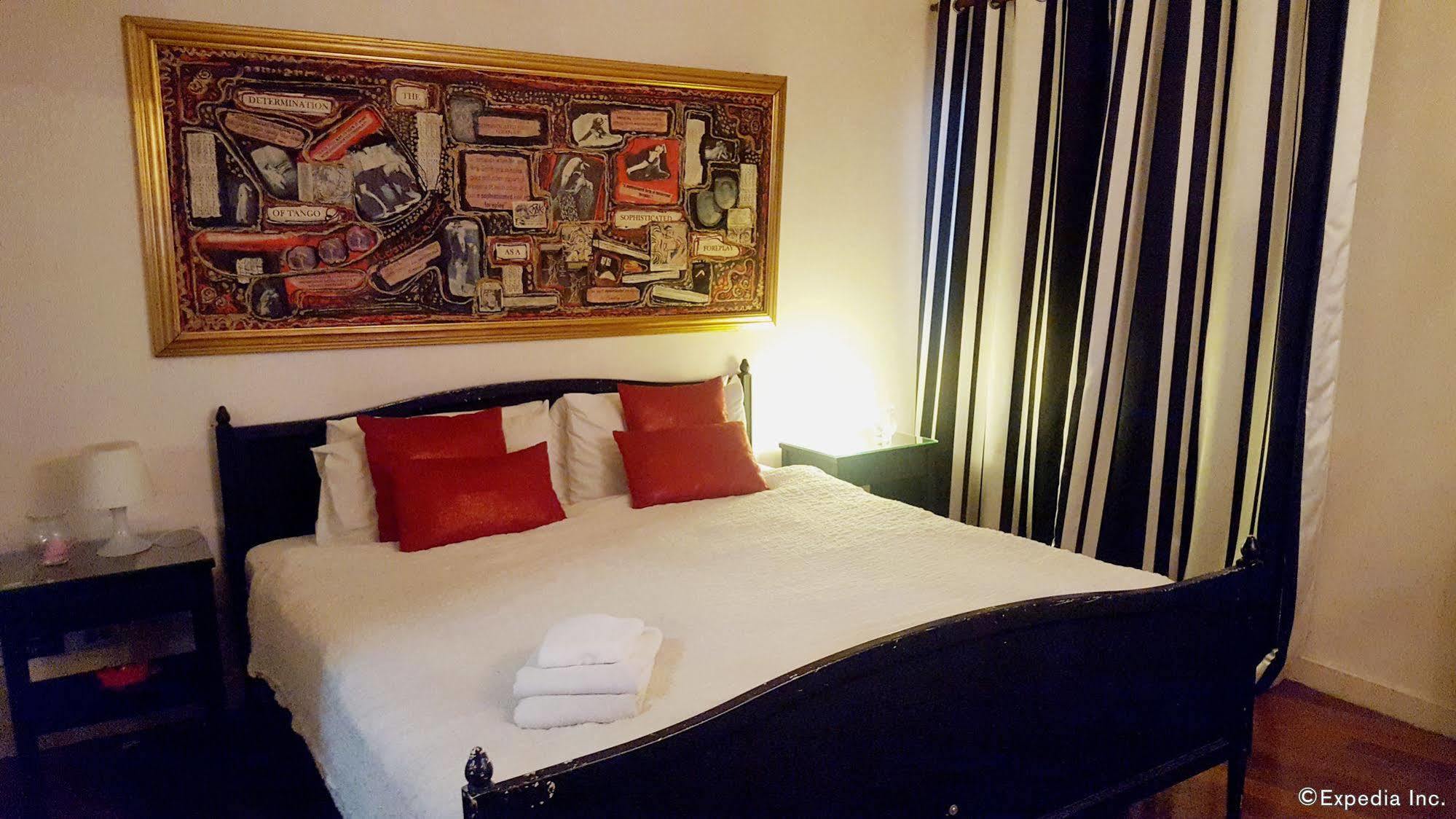タギッグ Casa Amapola Manila Bed & Breakfast エクステリア 写真